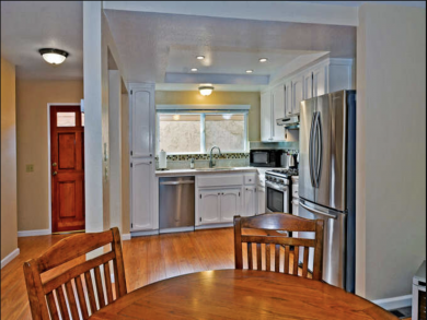 Seperate dinning area